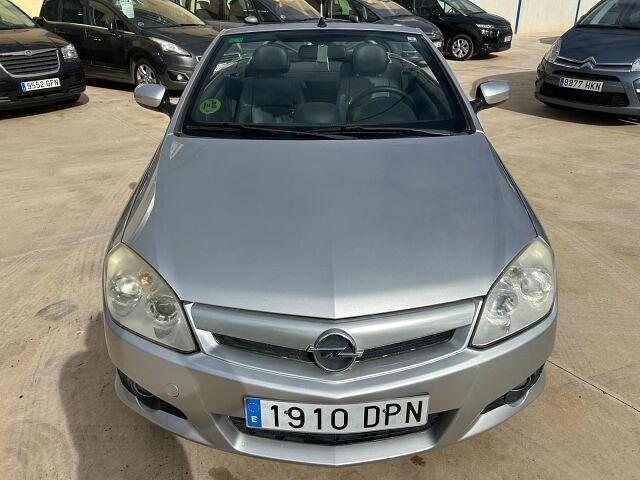 OPEL TIGRA COSMO CONVERTIBLE 1.4 AUTO SPANISH LHD IN SPAIN ONLY 45000 MILES 2005